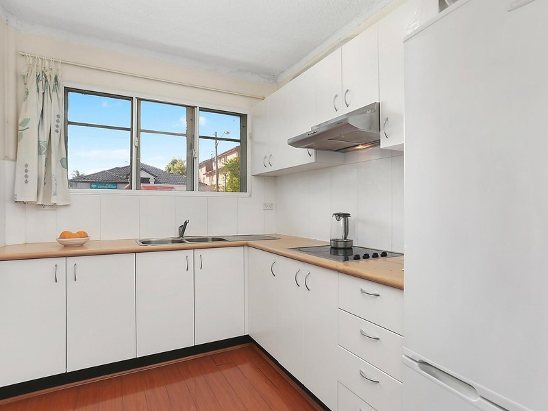 3/87 Queens Road, Hurstville NSW 2220
