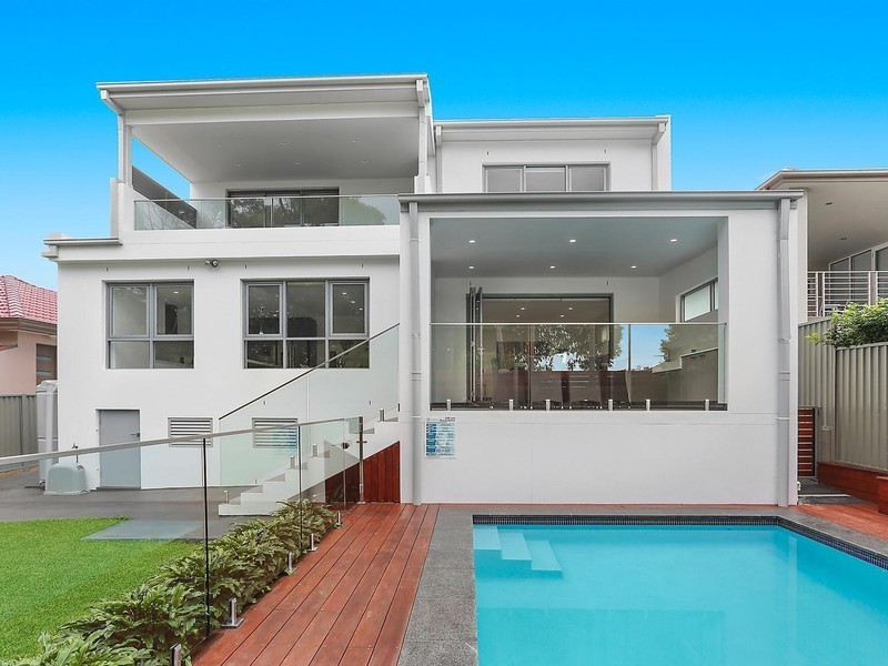 3 Centre Street, Blakehurst NSW 2221