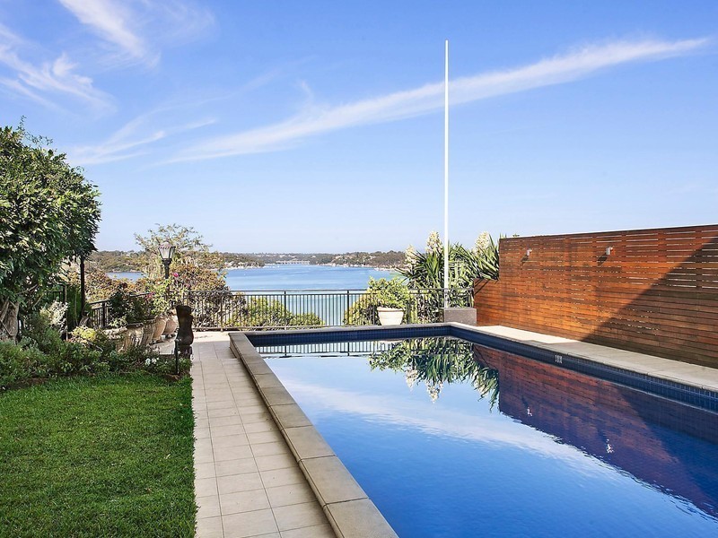 115 Stuart Street, Blakehurst NSW 2221