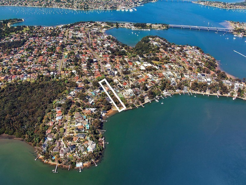 115 Stuart Street, Blakehurst NSW 2221