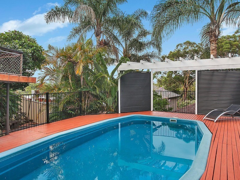 52 Renway Avenue, Lugarno NSW 2210