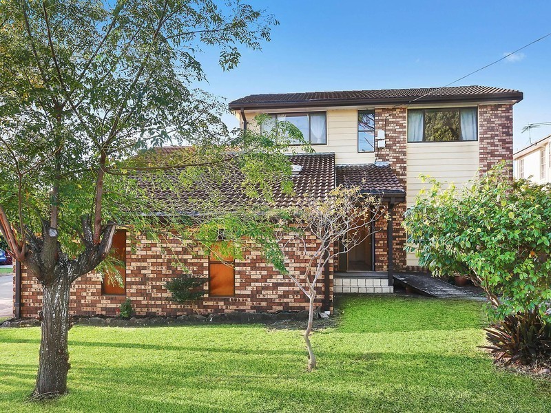 6 Mimosa Street, Oatley NSW 2223