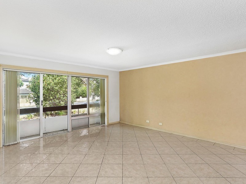 13/84 Queens Road, Hurstville NSW 2220