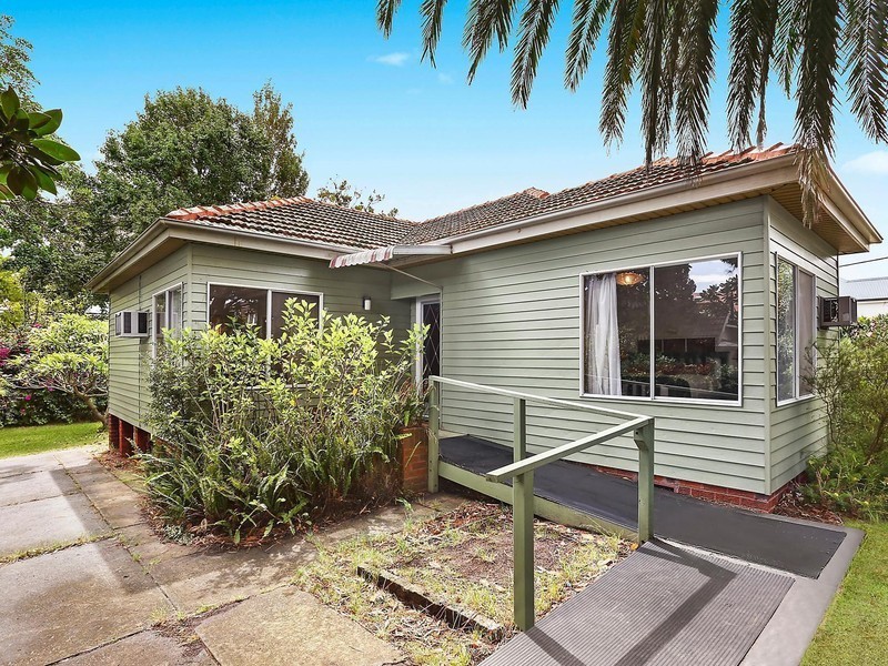 19 Planthurst Road, Carlton NSW 2218