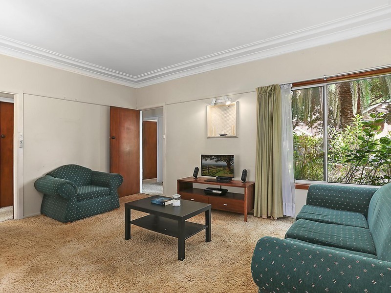 19 Planthurst Road, Carlton NSW 2218