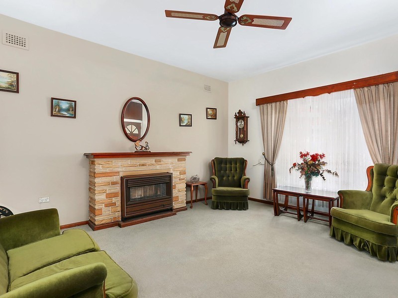 12 Woodlands Avenue, Narwee NSW 2209