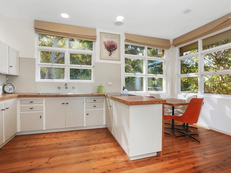 6 Currawang Street, Carss Park NSW 2221