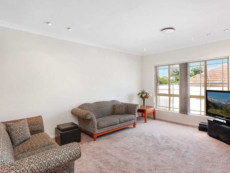 1/24 Nicoll Street, Roselands NSW 2196