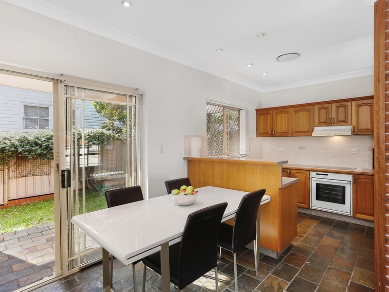 1/24 Nicoll Street, Roselands NSW 2196