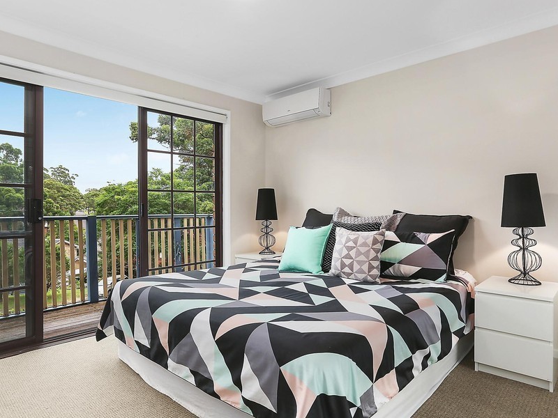 4 Kimbar Place, Yarrawarrah NSW 2233