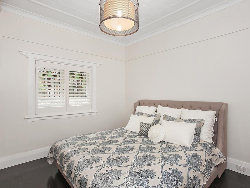 15 The Esplanade, South Hurstville NSW 2221