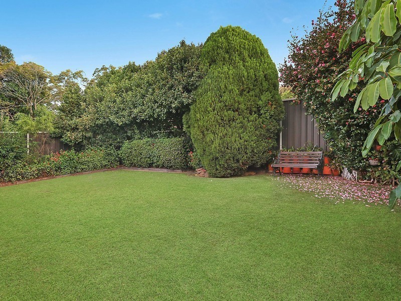 8 Bridgeview Road, Beverly Hills NSW 2209