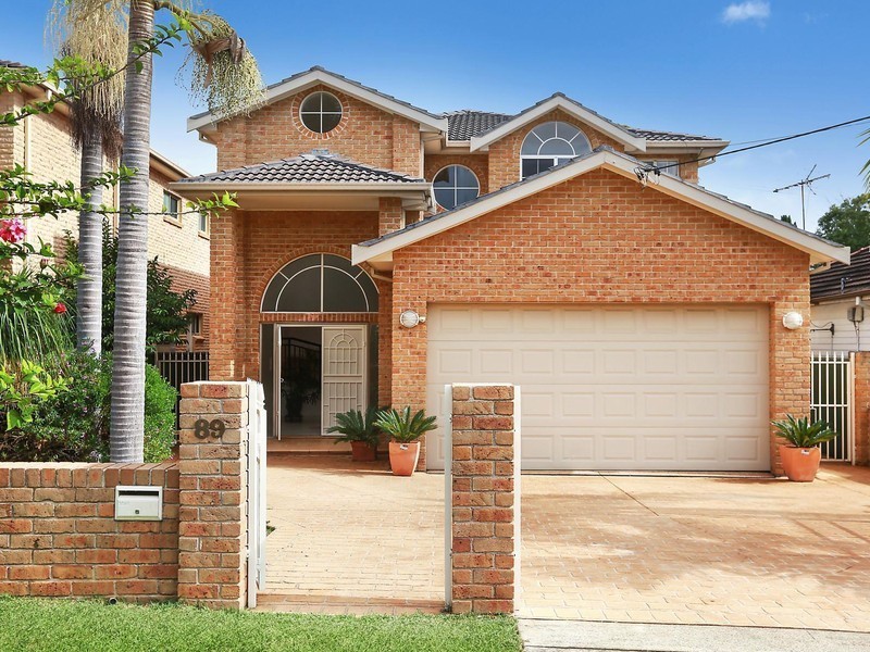 89 Bassett Street, Hurstville NSW 2220
