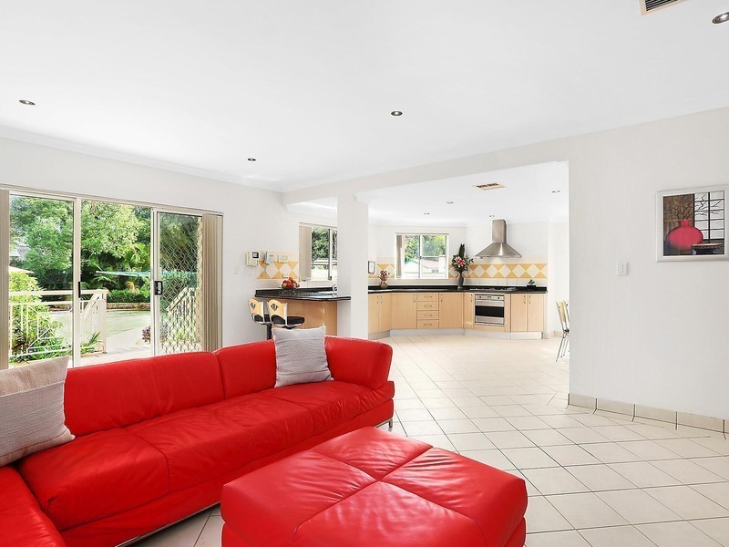 89 Bassett Street, Hurstville NSW 2220