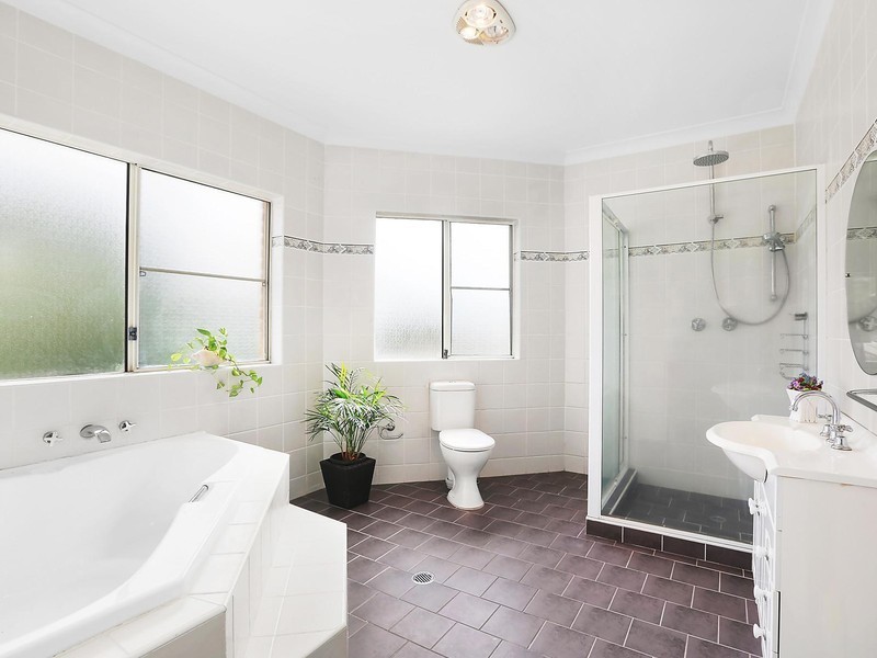 89 Bassett Street, Hurstville NSW 2220