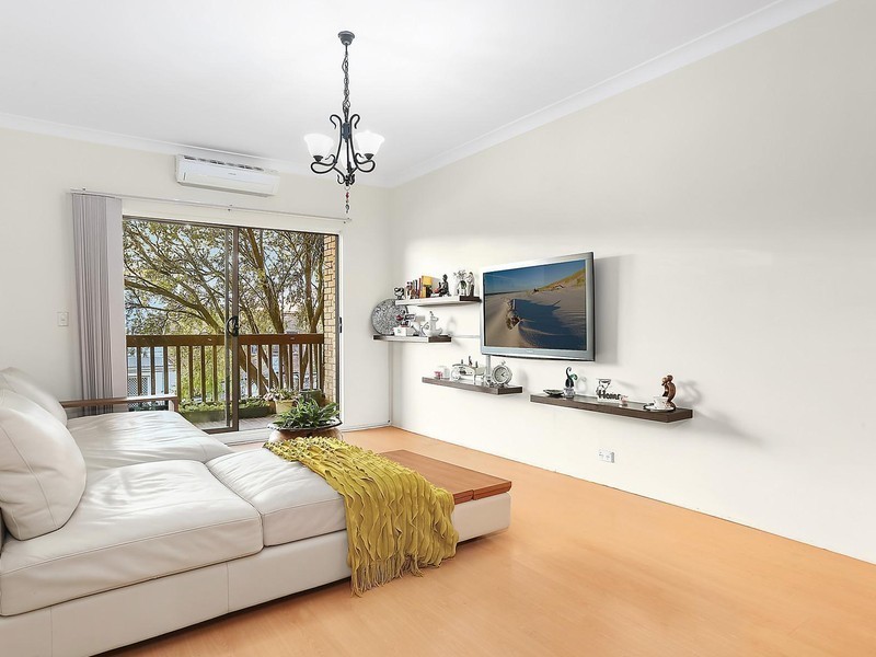 2/2 Bowns Road, Kogarah NSW 2217