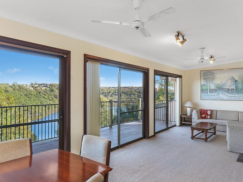 180 Lugarno Parade, Lugarno NSW 2210