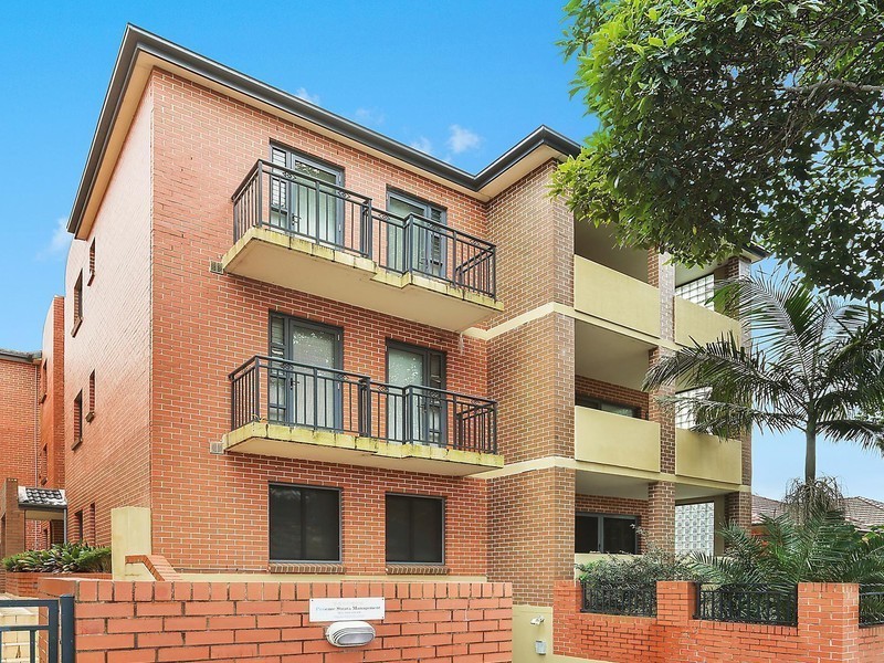 4/34 Edgbaston Road, Beverly Hills NSW 2209