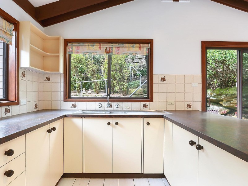 32 Boyd Avenue, Lugarno NSW 2210