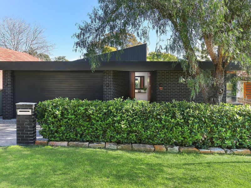 12 Glen Road, Oatley NSW 2223