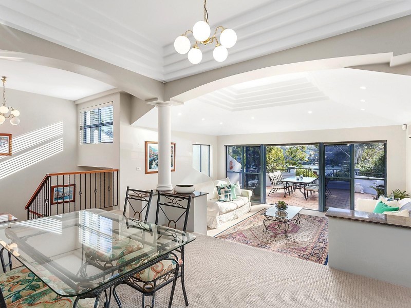 54 Queens Road, Connells Point NSW 2221