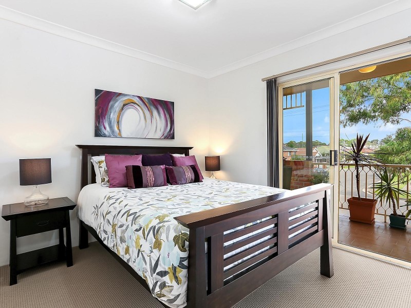 6/12 Guinea Street, Kogarah NSW 2217