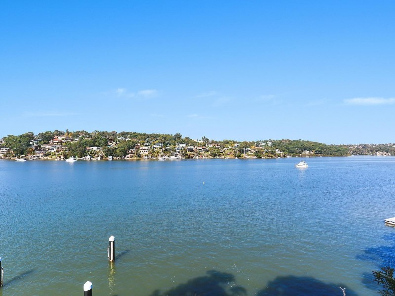 18A Algernon Street, Oatley NSW 2223