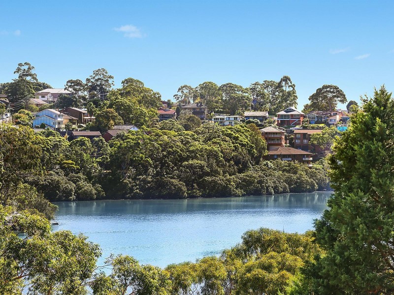 42 Blackbutt Avenue, Lugarno NSW 2210