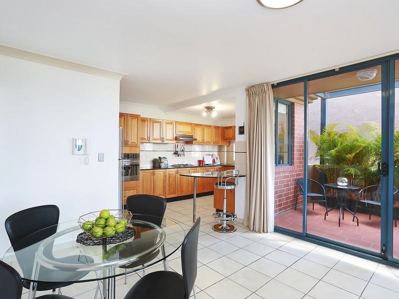 22/2 Bridge Street, Hurstville NSW 2220