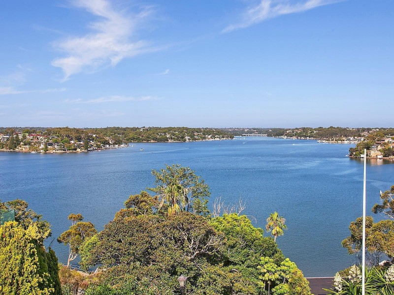 115 Stuart Street, Blakehurst NSW 2221