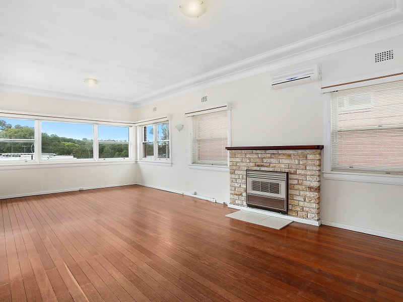 10 Kyle Parade, Kyle Bay NSW 2221