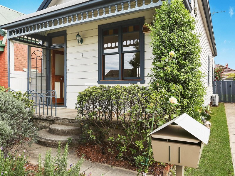 11 Percival Street, Carlton NSW 2218