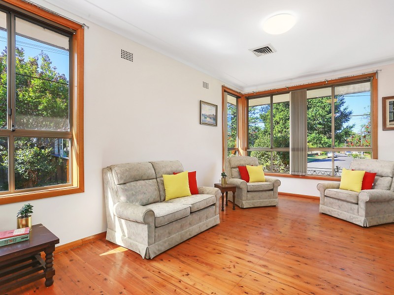 12 Bell Avenue, Beverly Hills NSW 2209