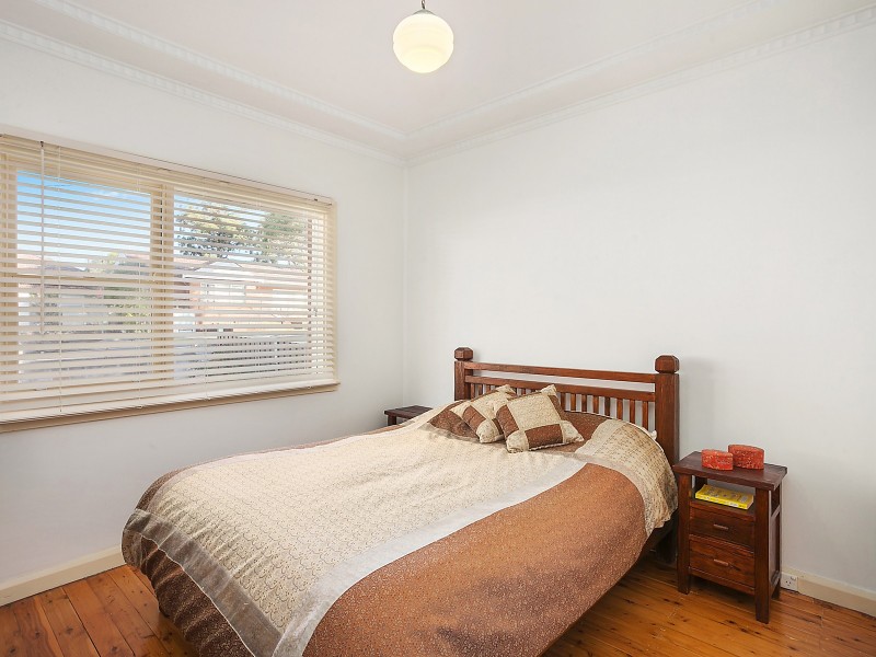 76 Edgbaston Road, Beverly Hills NSW 2209