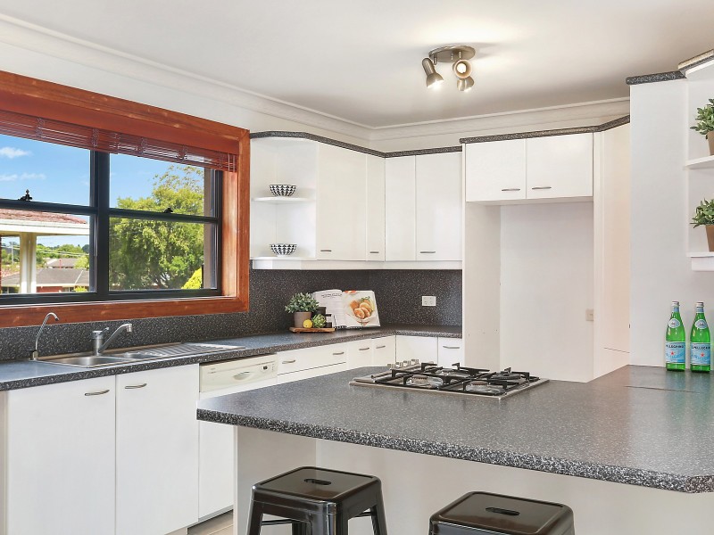 19 Vista Heights Road, Miranda NSW 2228