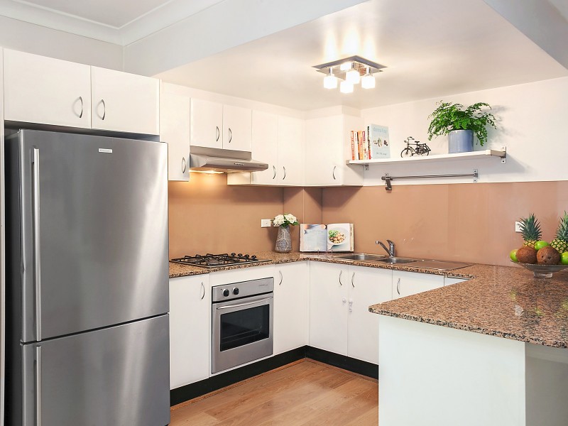 4/2 Railway Parade, Kogarah NSW 2217