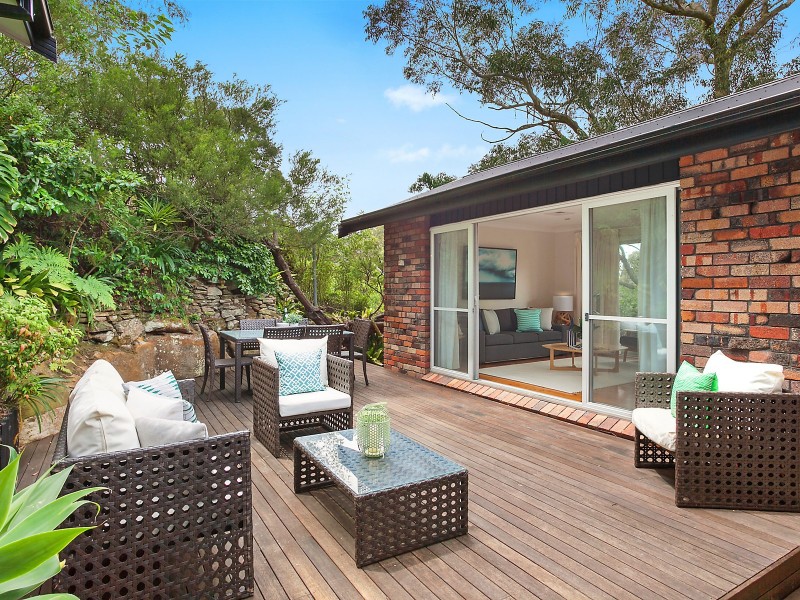 12 Oak Street, Lugarno NSW 2210