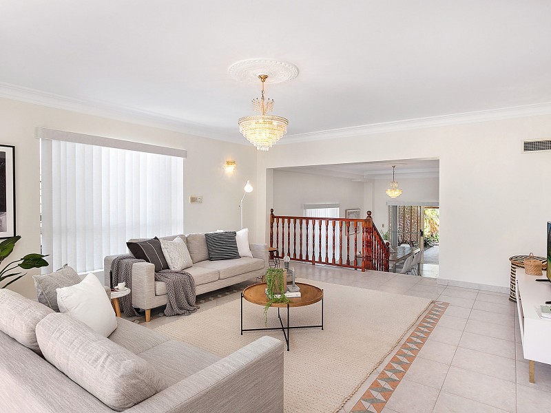 6 River Street, Blakehurst NSW 2221