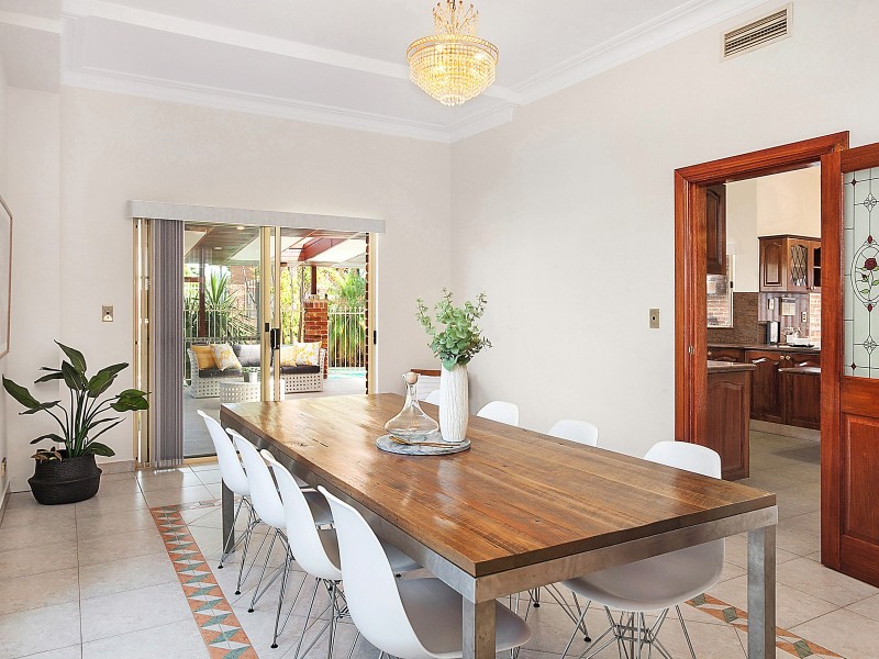 6 River Street, Blakehurst NSW 2221