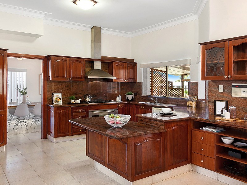 6 River Street, Blakehurst NSW 2221