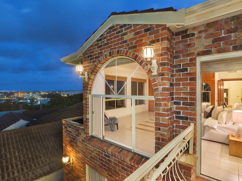 6 River Street, Blakehurst NSW 2221