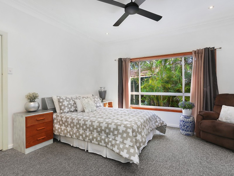 4 Haigh Avenue, Roselands NSW 2196