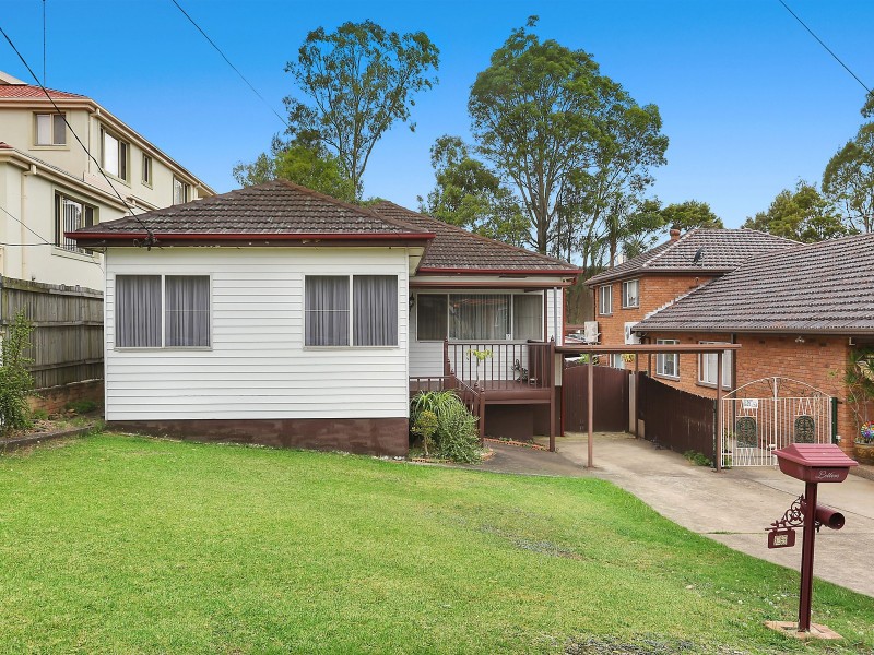 25 Glamis Street, Kingsgrove NSW 2208