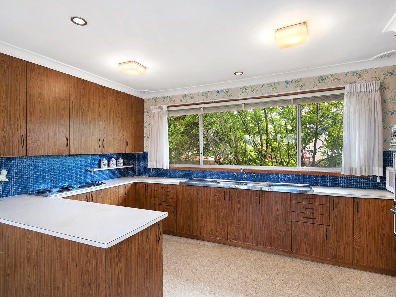 9 Wren Place, Lugarno NSW 2210