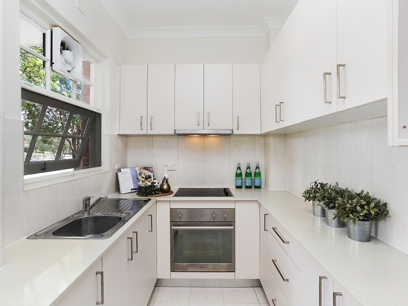 2/51 Robertson Street, Kogarah NSW 2217