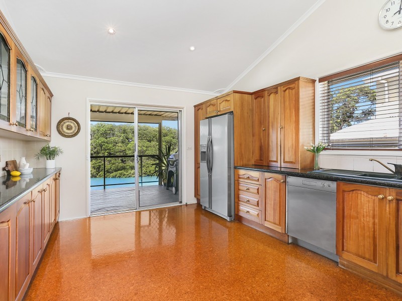 5 Alsace Lane, Peakhurst Heights NSW 2210