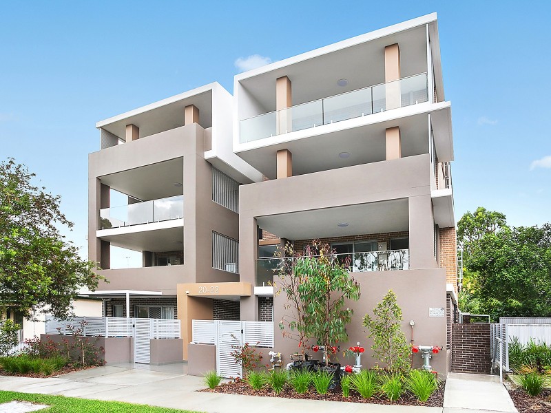 8/20 Bembridge Street, Carlton NSW 2218