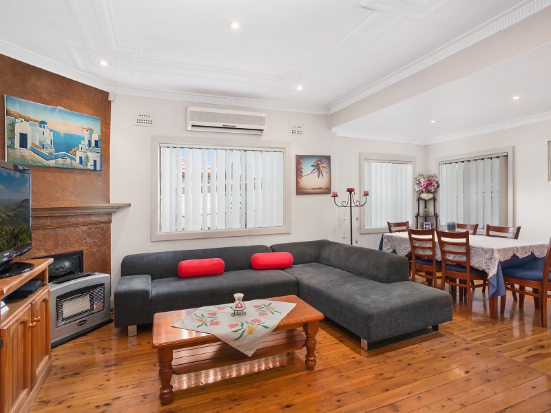 7 Stoney Creek Road, Beverly Hills NSW 2209