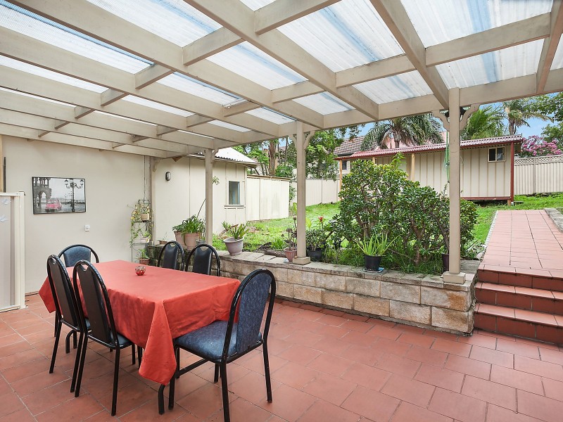 7 Stoney Creek Road, Beverly Hills NSW 2209