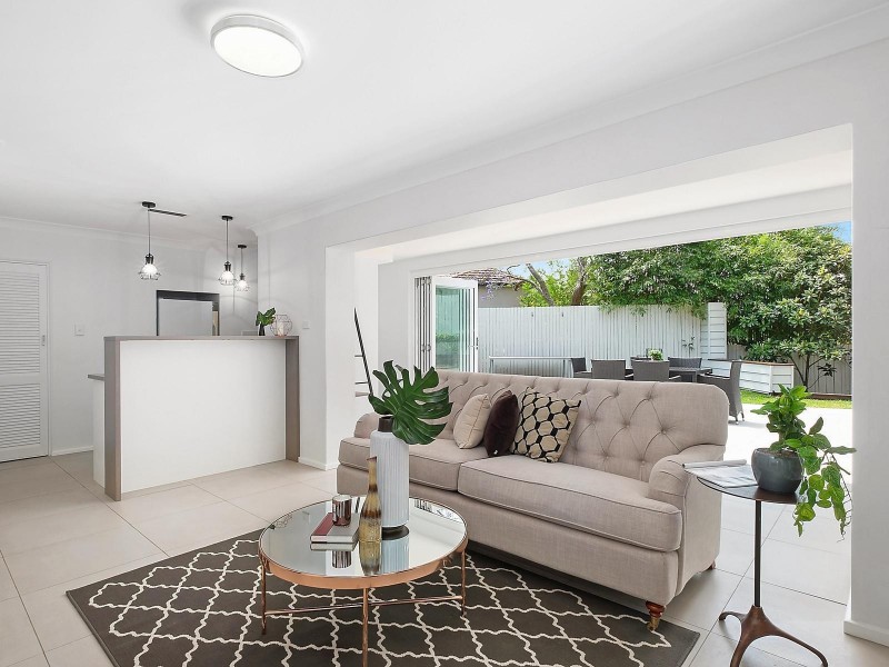 3 Gentian Place, Lugarno NSW 2210